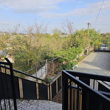 Guesthouse - Family Hotel Bagdati Екстериор снимка