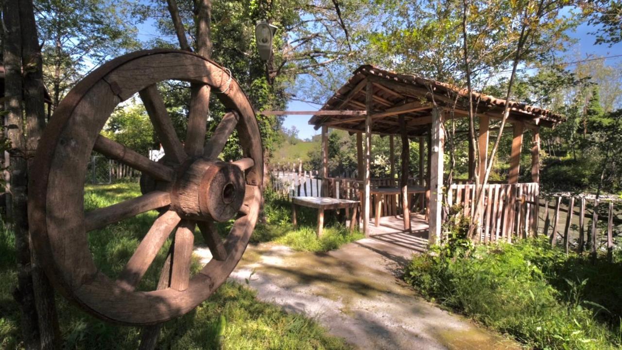Guesthouse - Family Hotel Bagdati Екстериор снимка