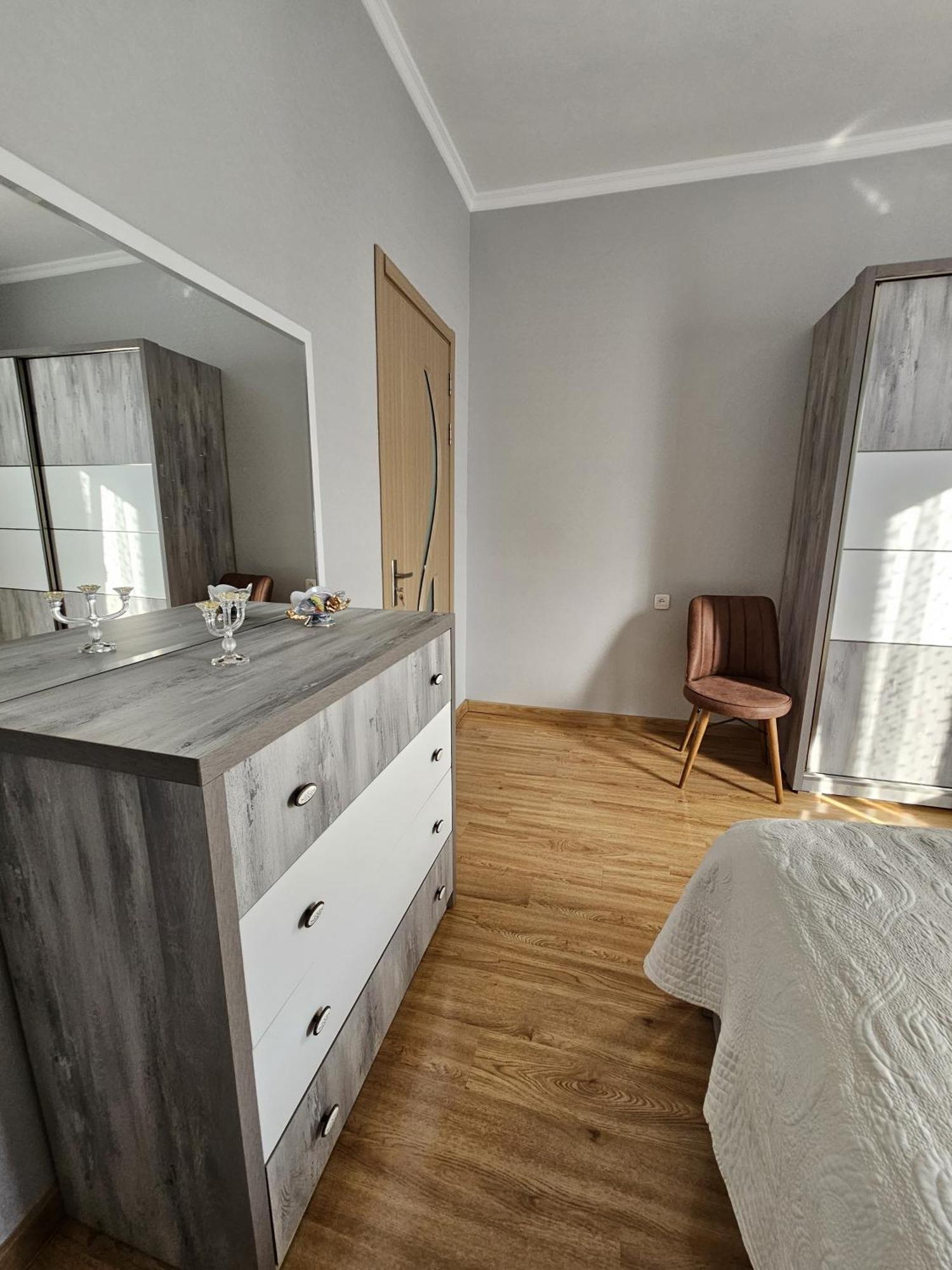 Guesthouse - Family Hotel Bagdati Екстериор снимка